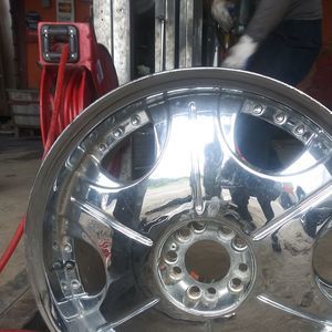 Meet your Posher, Roland